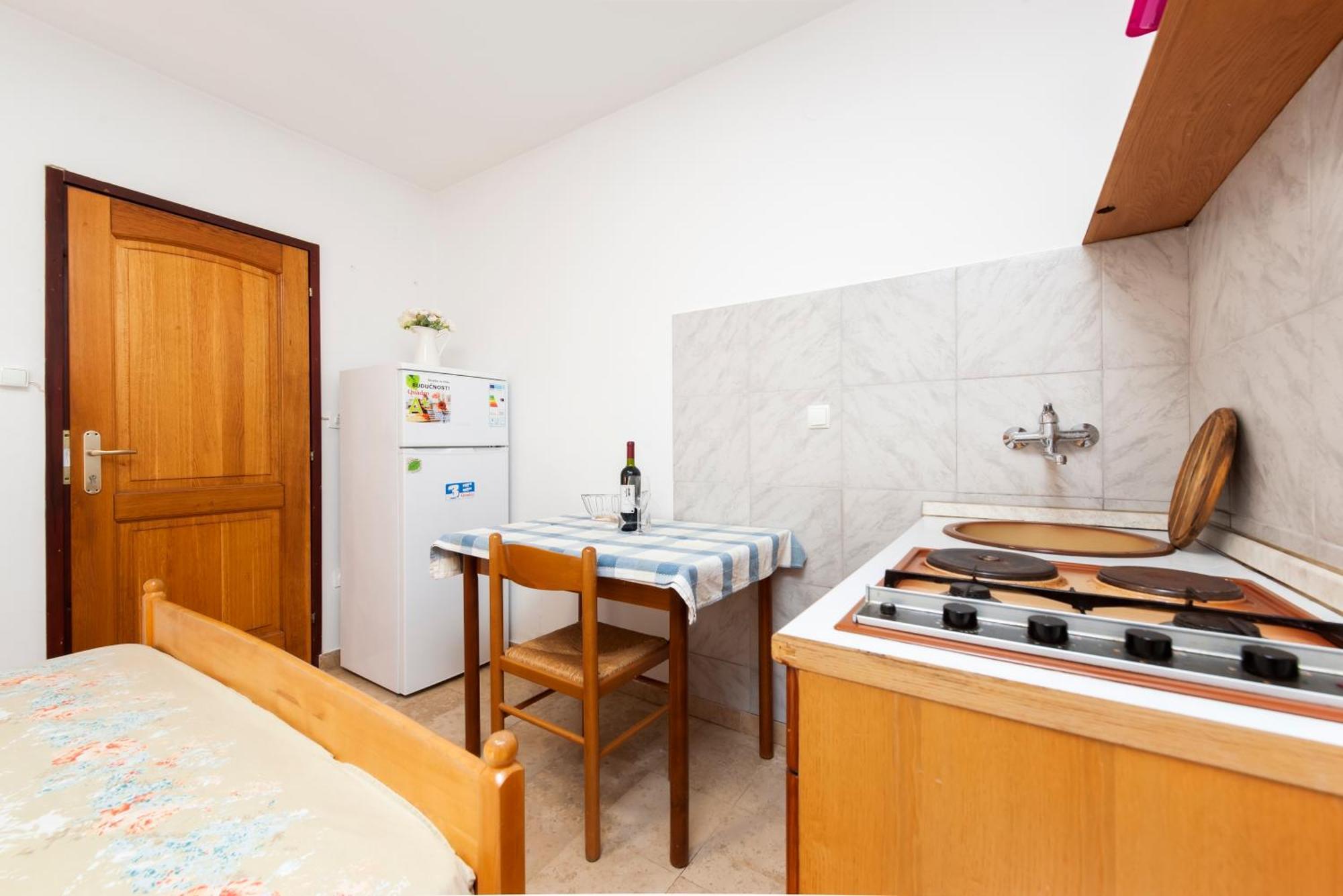 Luna Tsuki Two Aparthotel Rovinj Exterior foto